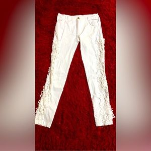 White Lace jeggings, size large